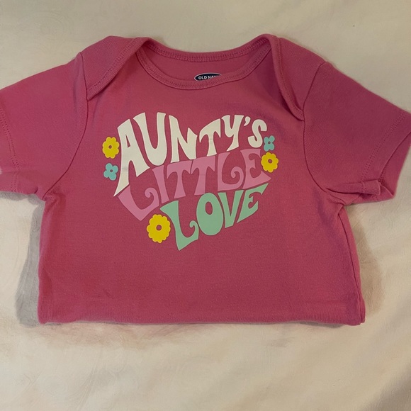 Old navy Words printed diaper shirts size 18/24m - Picture 4 of 4